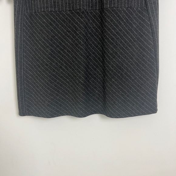J. Jill Ponte Knit Charcoal Gray Pinstripe 3/4 Sleeve Knee Length Shift Dress M - Picture 7 of 11